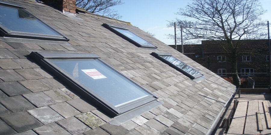 Proseal roofer in Southport carrying out roof repairs